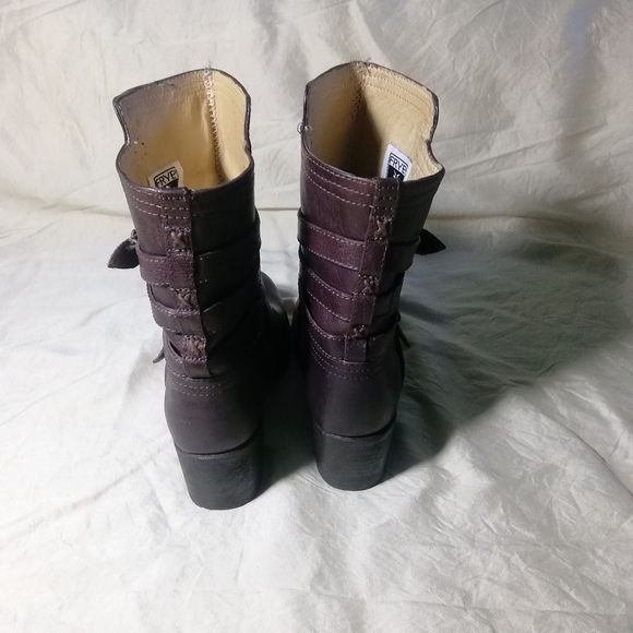 Frye Boots size 6.5 - Picture 3 of 12